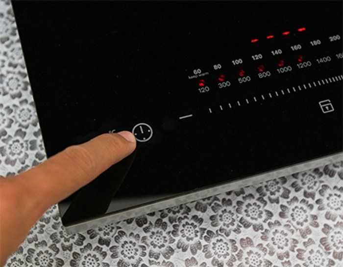 Hẹn giờ nấu tiện lợi với Bếp từ PID775DC1E