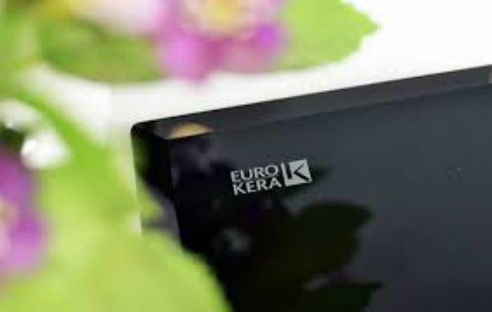 Mặt kính EuroKera sang trọng, nổi bật