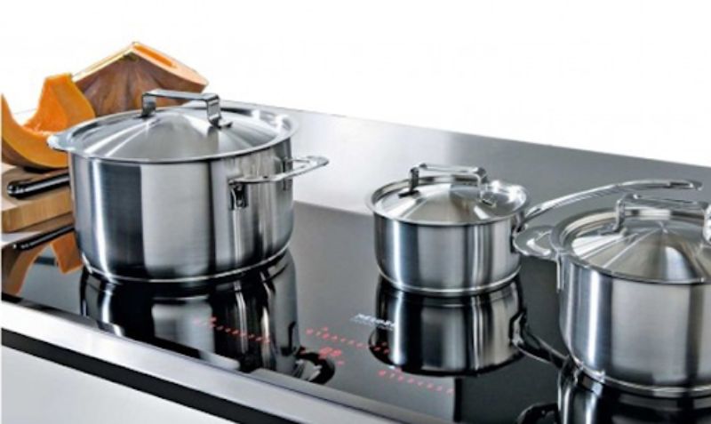 Top 4 bếp từ không kén nồi được yêu thích nhất hiện nay