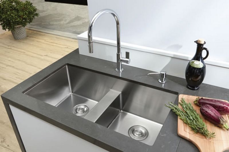 Chậu rửa bát thương hiệu Inax